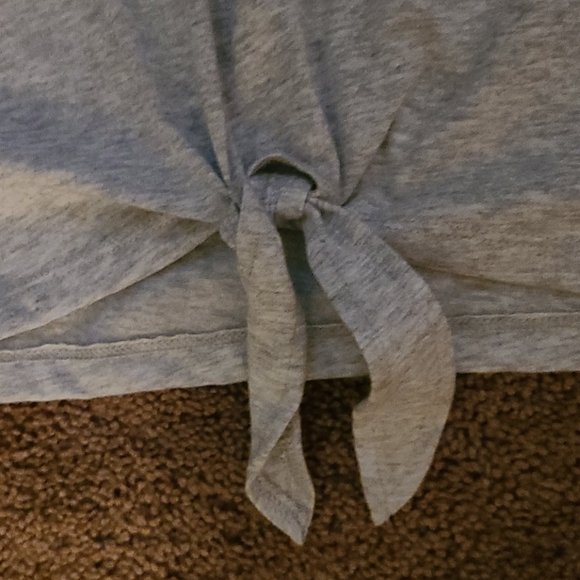 Girls gray long sleeve panda shirt never worn . - Picture 3 of 5